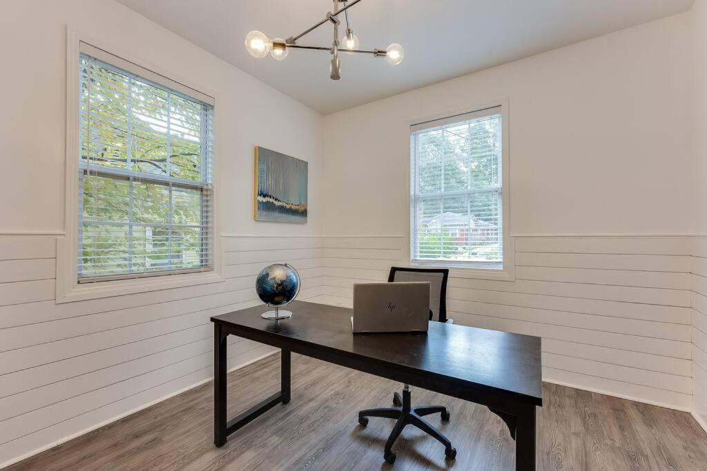 Luxury Atlanta Home - Self Check-In Pet Friendly Free Parking Buitenkant foto
